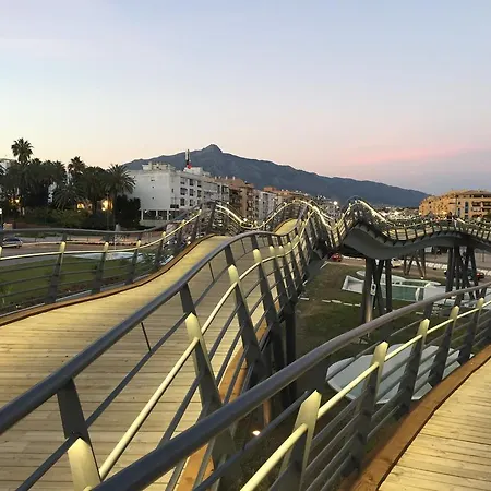 ゲストハウス Plaza San Pedro マルベーリャ