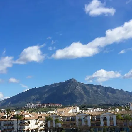 Plaza San Pedro Гостьовий будинок *